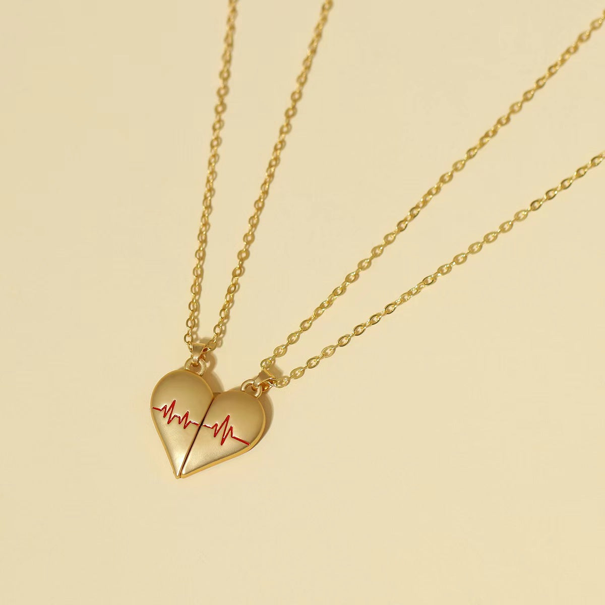 Heartbeat Couple Necklace – A Symbol of Love ❤️